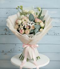 Букет цветов из:  Розы и Лизиантусы в Октябрьске Самарская область