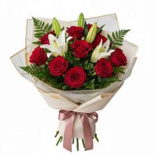 Букет цветов из:  Лилии и Розы в Октябрьске Самарская область