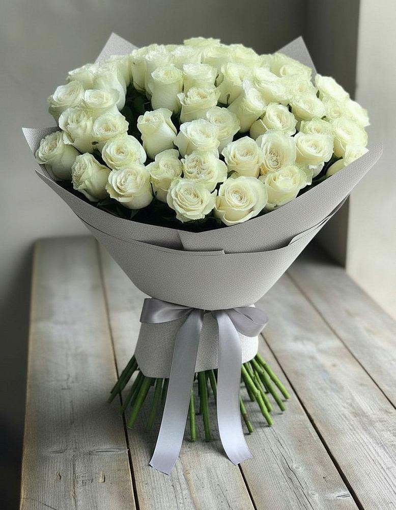 Букет 35 Белых роз в Октябрьске Самарская область