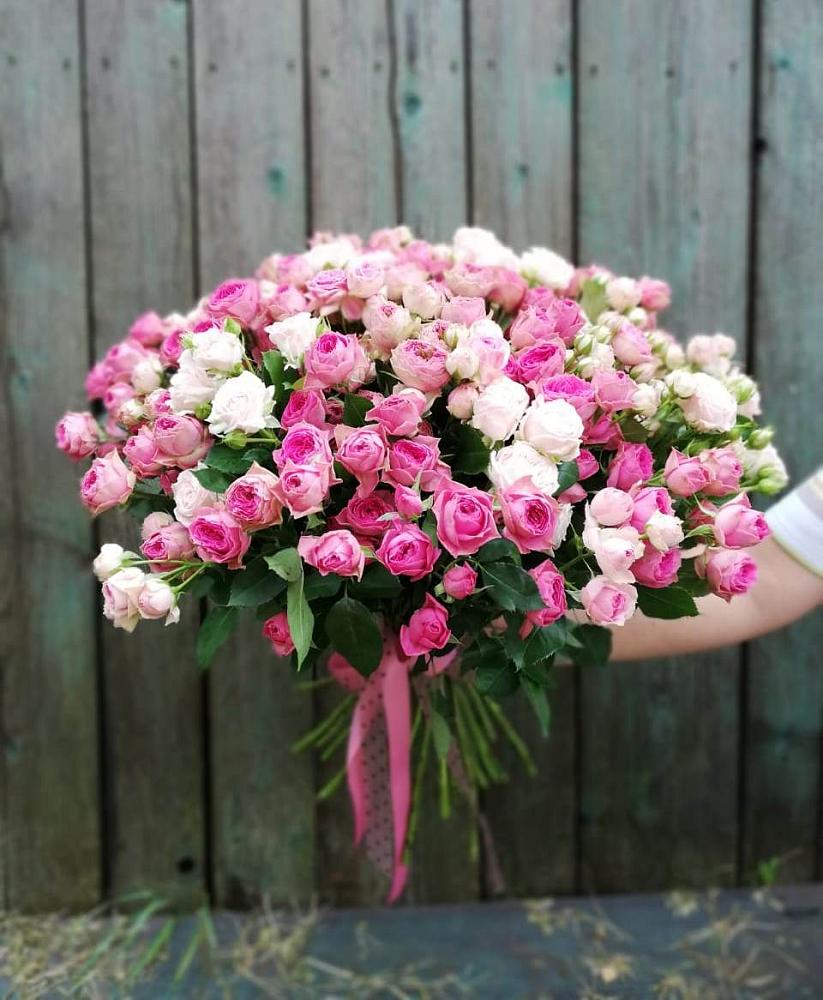 Букет Розовые кустовые розы Натали и Лав Лидия в Октябрьске Самарская область
