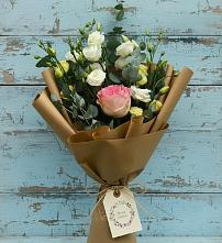 Букет цветов из:  Розы и Лизиантусы в Октябрьске Самарская область